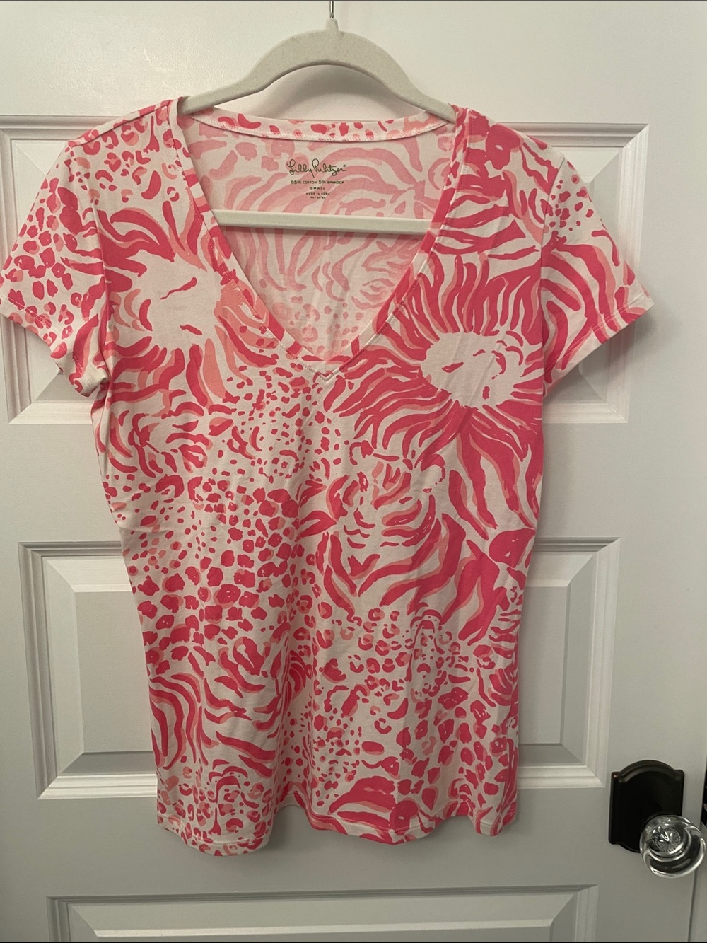 Lilly Pulitzer tee